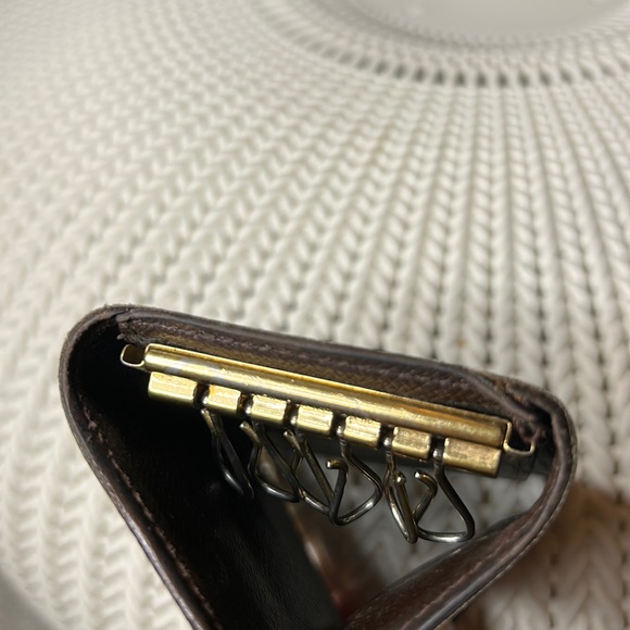Louis Vuitton Damier Ebene Key Wallet - Picture 8 of 11